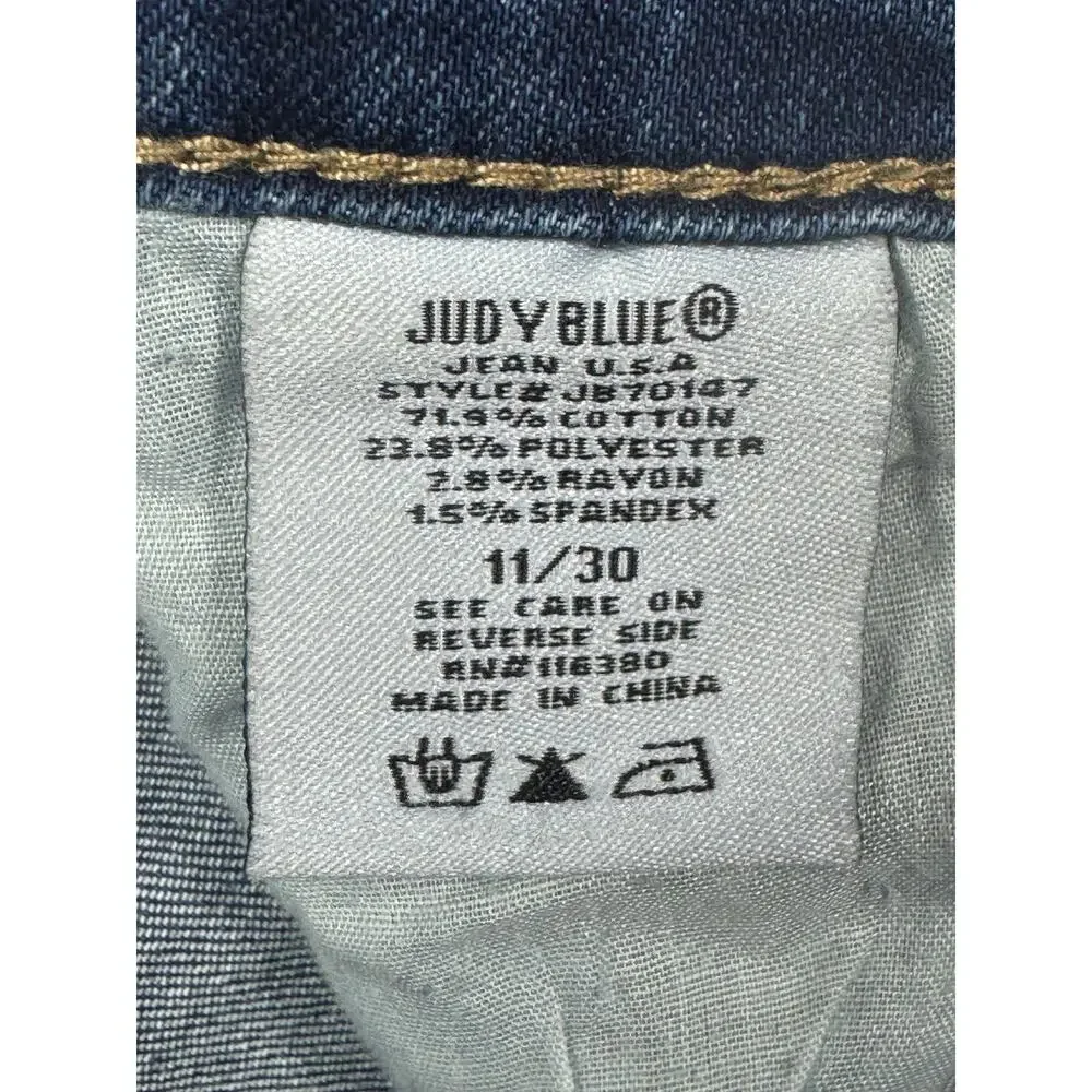 Judy‎ Blue Women's Capri Fit Blue Stretch Denim Jeans - Size 11/30 (30x24.5)